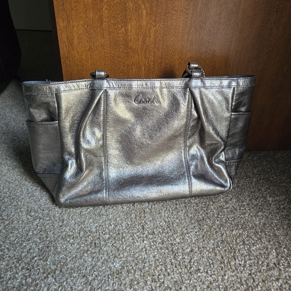 Coach H1163-F11721 Metallic Rose Gold Shoulder Tote Bag - Picture 1 of 8